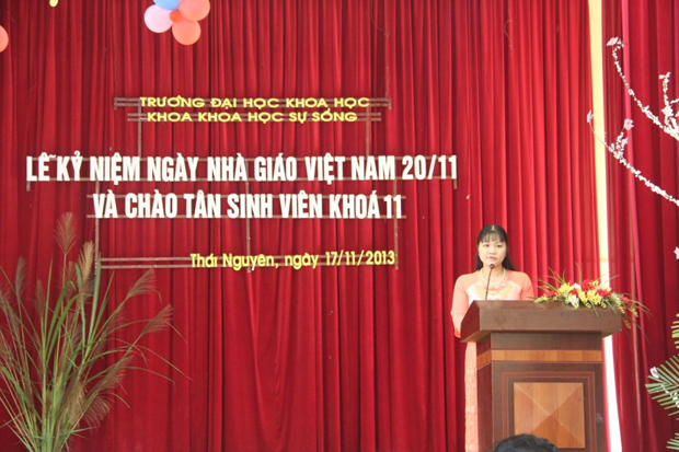 Khoa KHSS trường ĐHKH kỉ niệm ngày nhà giáo Việt Nam